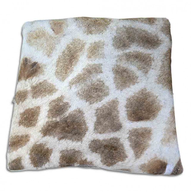 Giraffe Pillow 